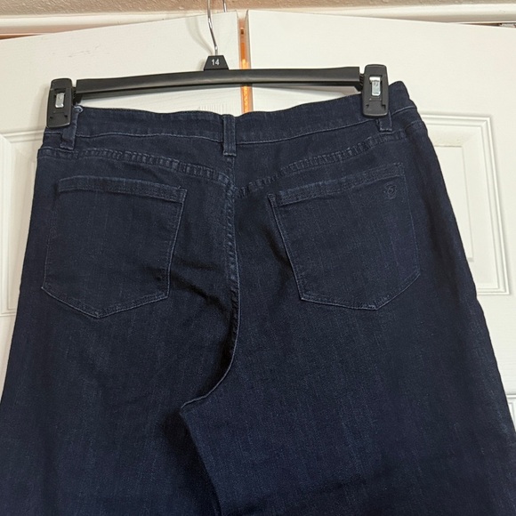 Susan Graver Dark Wash Denim Cropped Jeans size 12P - Picture 4 of 8